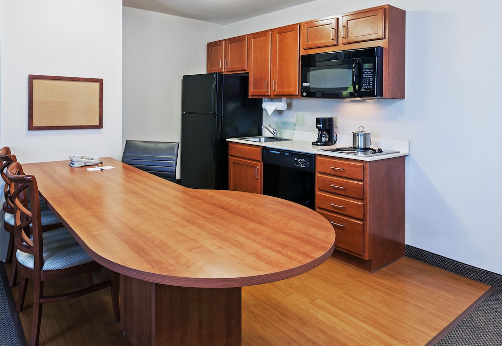 Candlewood Suites Owasso by IHG - photo 6