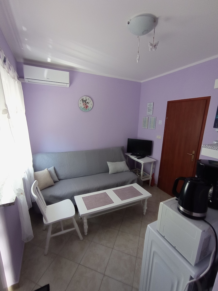 Apartment Zlatko — 4-Star Luxury Hotel in Matulji, Croatia
