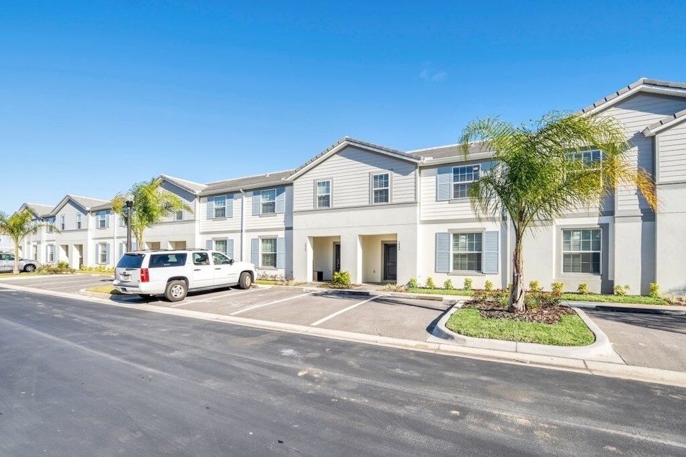 Brand New Home In Top Rated Resort Solterra 5 Bedroom Townhouse by Redawning - photo 58