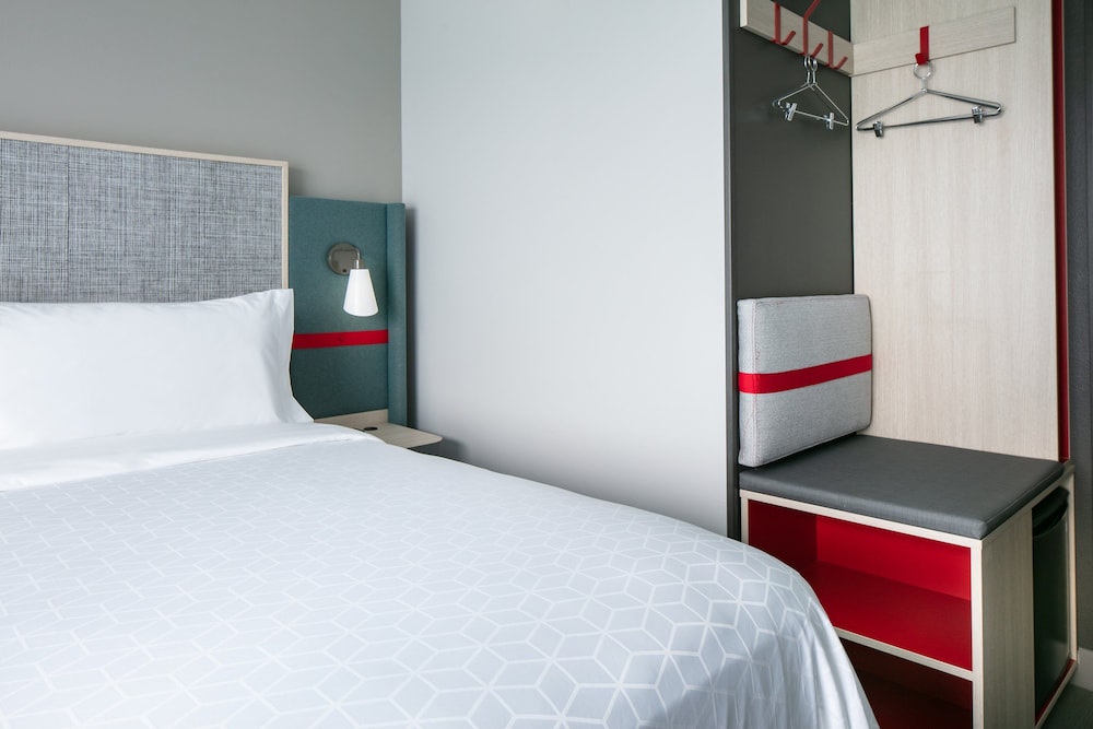 avid hotel Roseville Minneapolis North by IHG - photo 16