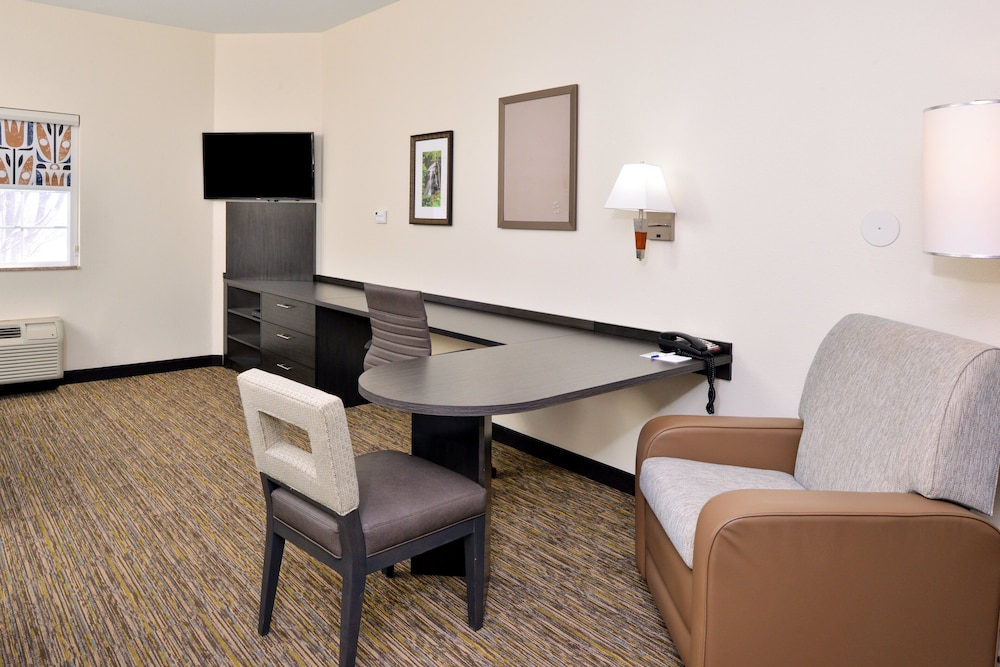 Candlewood Suites Winchester by IHG - photo 28