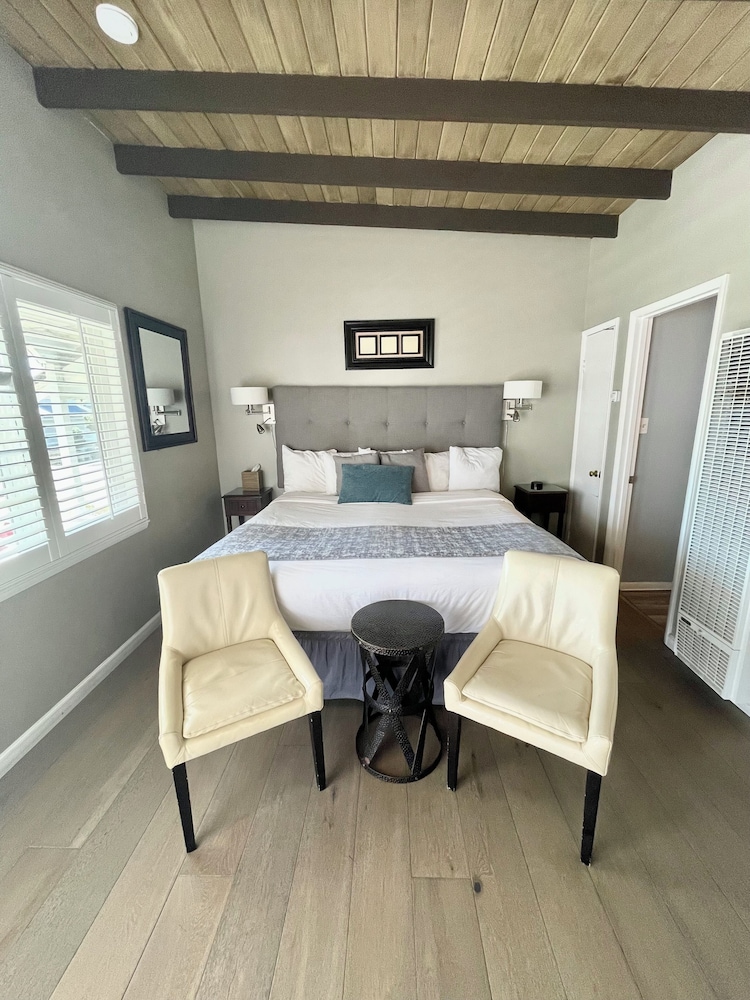 Pleasant Inn - photo 11