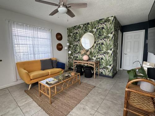 Miami’s Cozy Tropical Getaway in Miami, United States