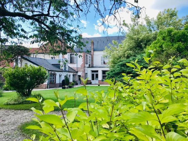 L Authentique — hotel in Aubigny