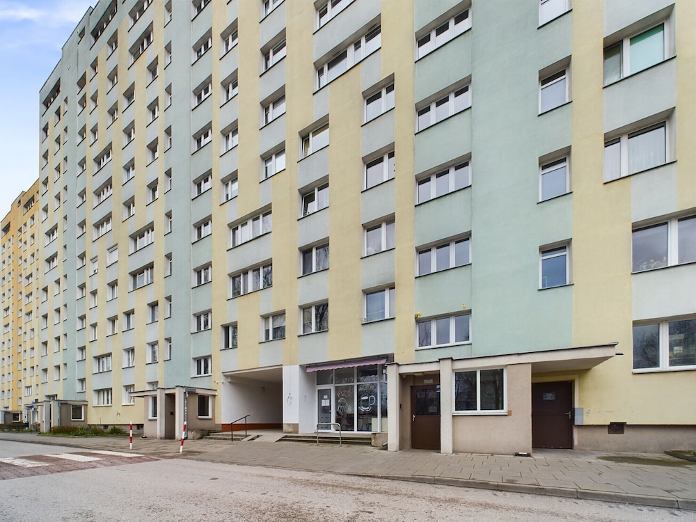 Modern Studio with WiFi in Warsaw by Noclegi Renters — 4-Star Luxury Hotel in Warsaw, Poland