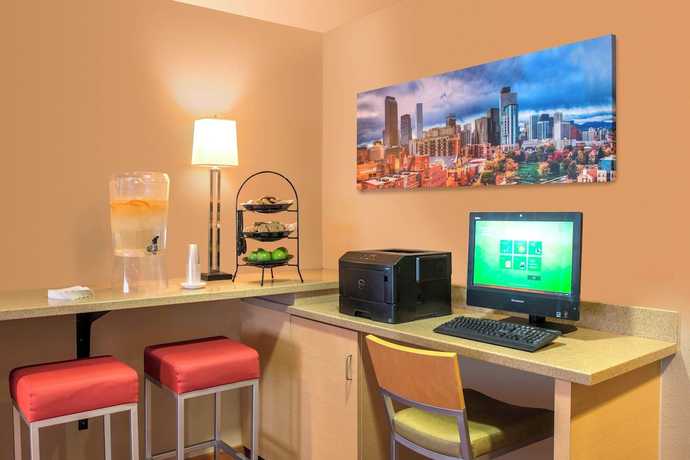 TownePlace Suites by Marriott Boulder Broomfield Interlocken - photo 26