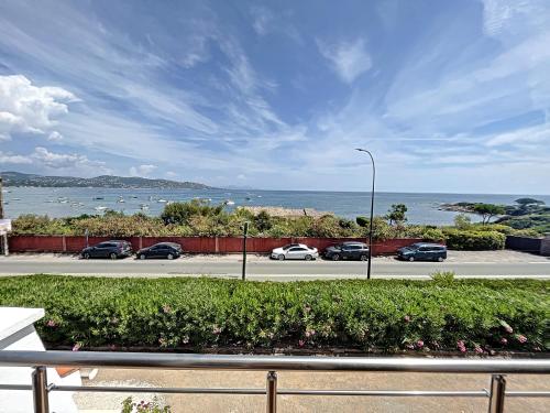 Vue mer Mas T3 de 60m2 Nartelle Sardinaux in Sainte-Maxime, France
