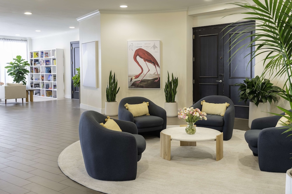 Hotel Tampa Riverwalk - photo 3