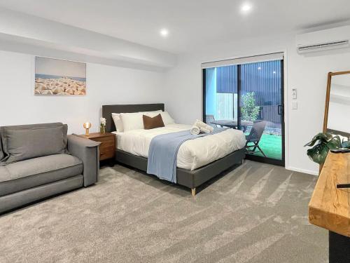Lovely CBD Studio on Allen — 4-Star Luxury Hotel in Christchurch, New Zealand