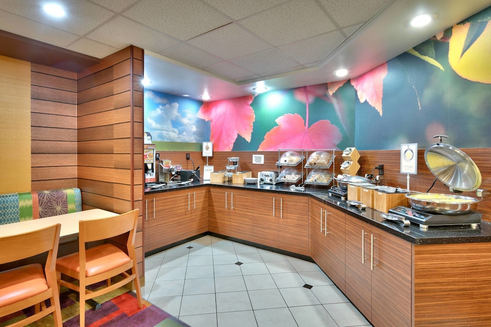 Fairfield Inn Provo - photo 29