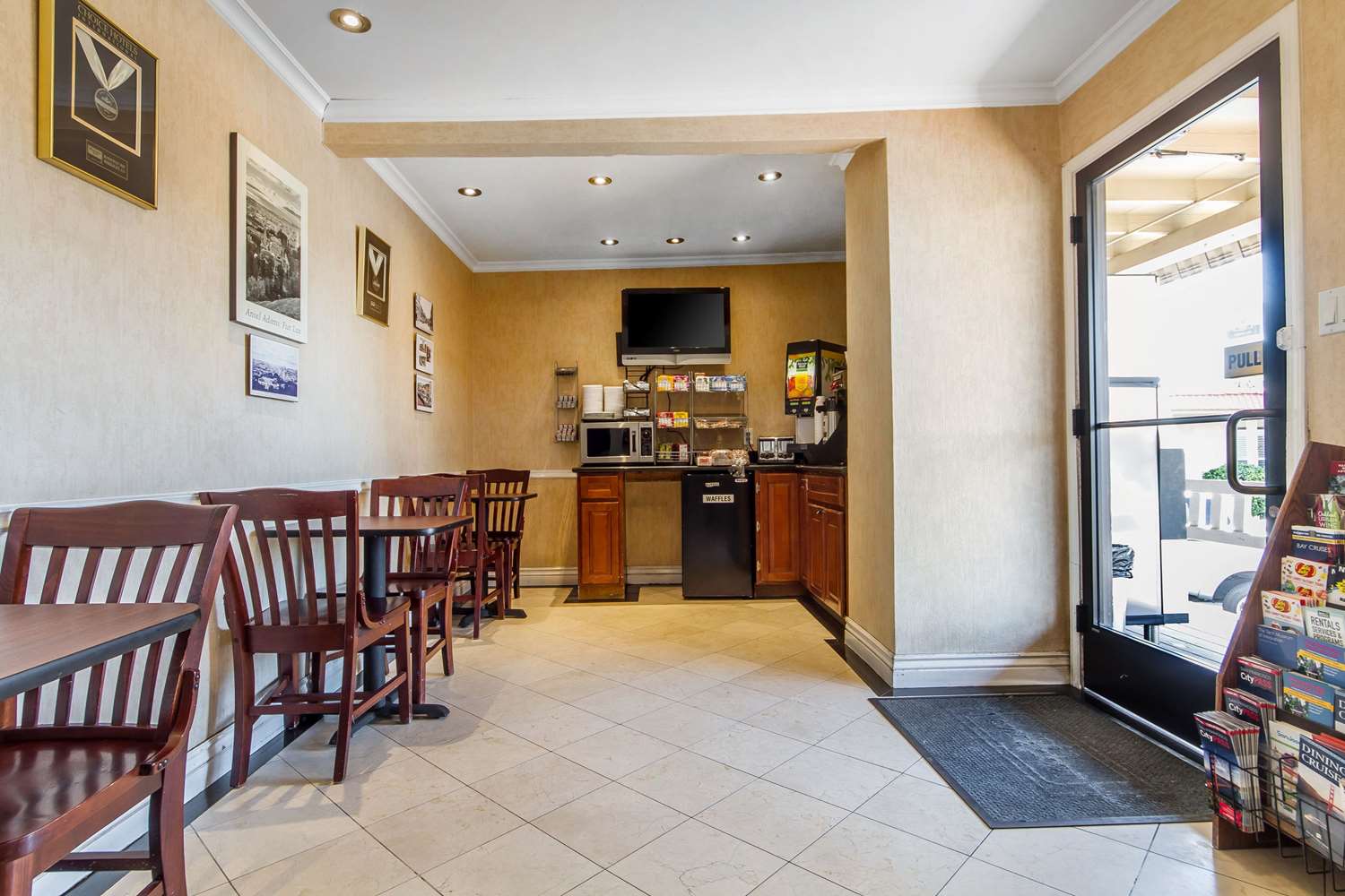 Rodeway Inn Berkeley - photo 10