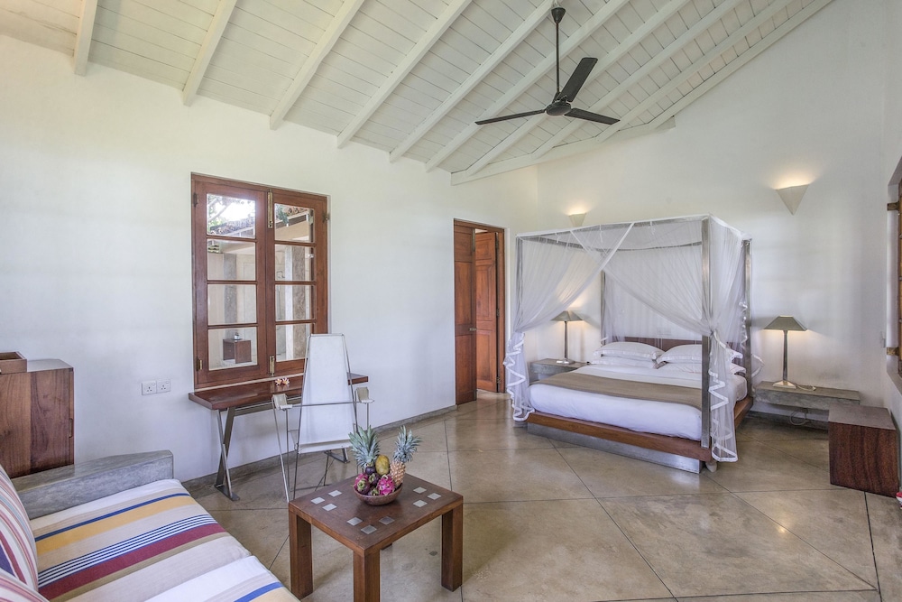 The Frangipani Tree By Edwards Collection — Unawatuna — photo 4