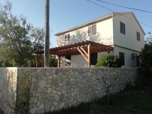 Apartman Mirna — 4-Star Luxury Hotel in Tisno, Croatia