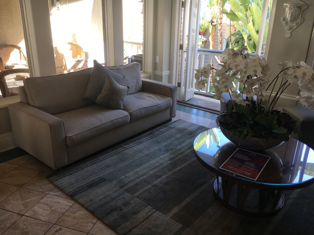 Hotel Metropole — Avalon — photo 4