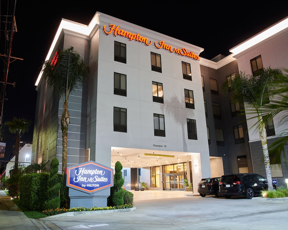 Hampton Inn & Suites Los Angeles Sherman Oaks - photo 63