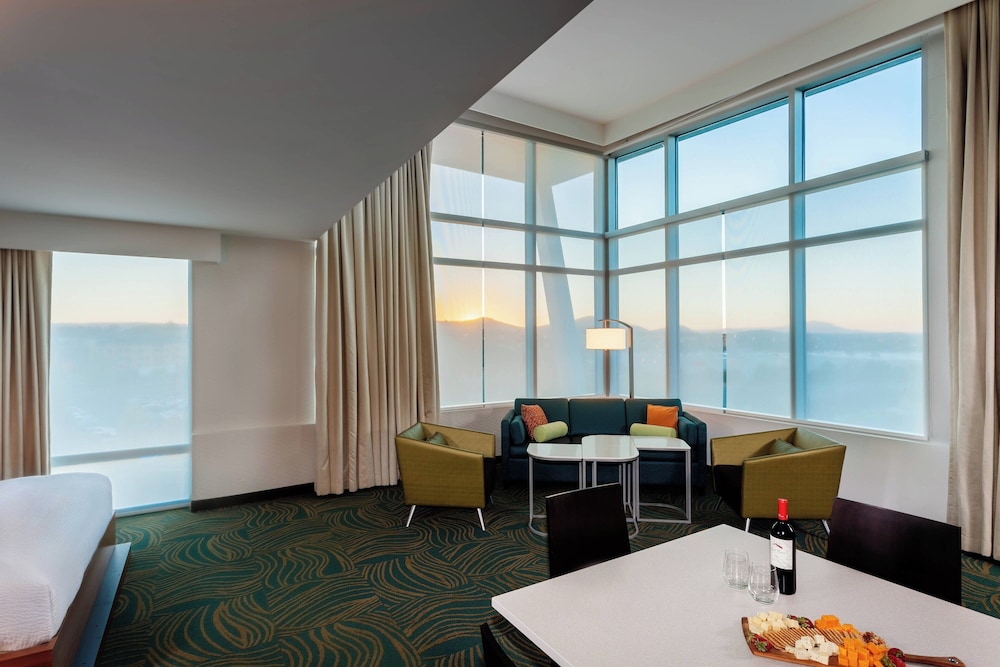 SpringHill Suites by Marriott Kennewick Tri Cities - photo 10