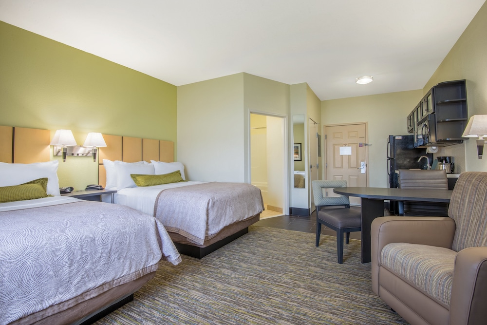 Candlewood Suites Jefferson City by IHG - photo 11