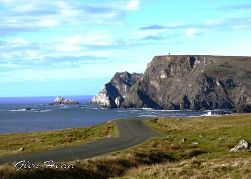 John Eoinìn's Bar and accommodation - carbon neutral hotel in Unknown City