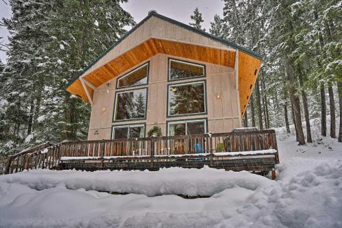 16 Mi To Christkindlmarkt Cabin in Leavenworth — 4-Star Luxury Hotel in Leavenworth, United States