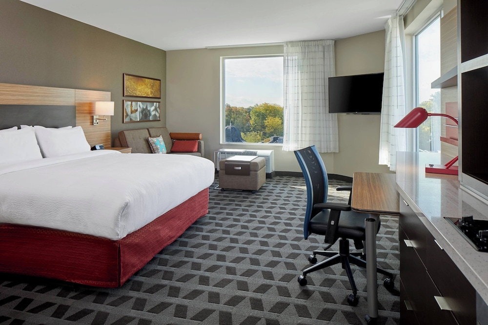 TownePlace Suites by Marriott Columbus North OSU - photo 8