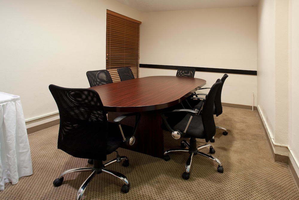 Holiday Inn Rock Springs by IHG - photo 47