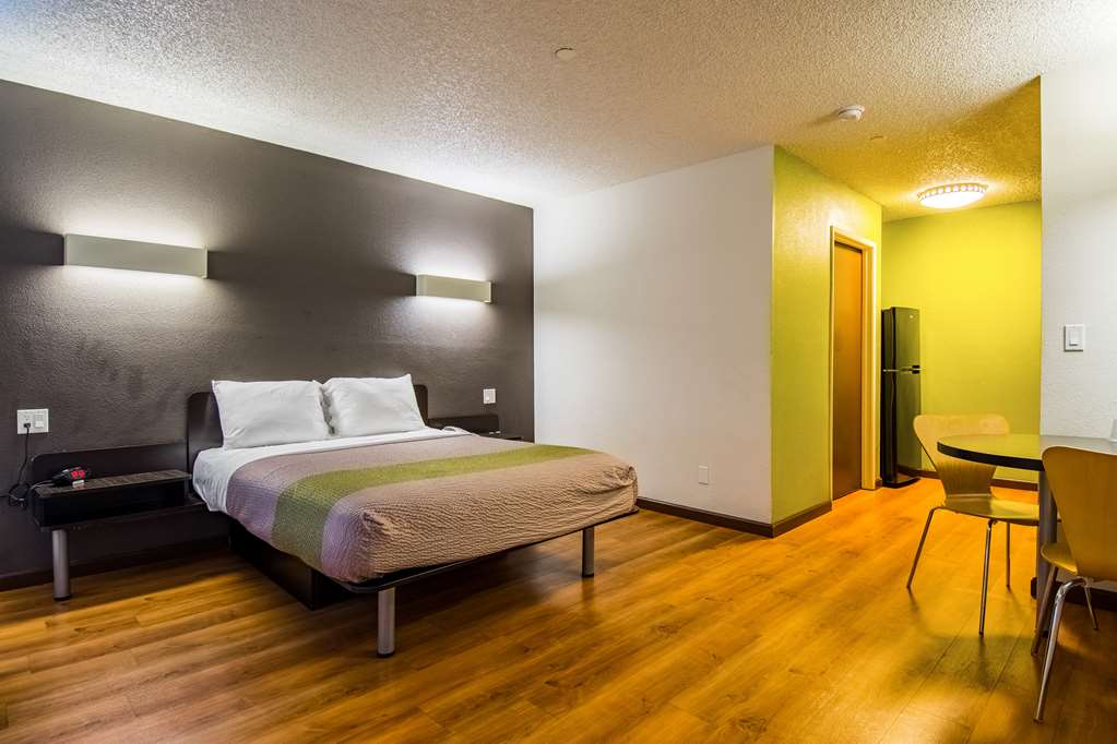 Studio6 Cypress CA - photo 14