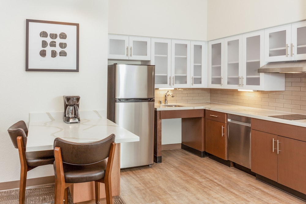 Staybridge Suites San Bernardino Loma Linda by IHG - photo 27
