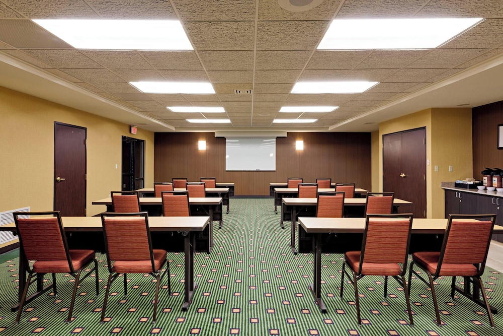 Courtyard by Marriott Chicago Southeast Hammond - photo 29