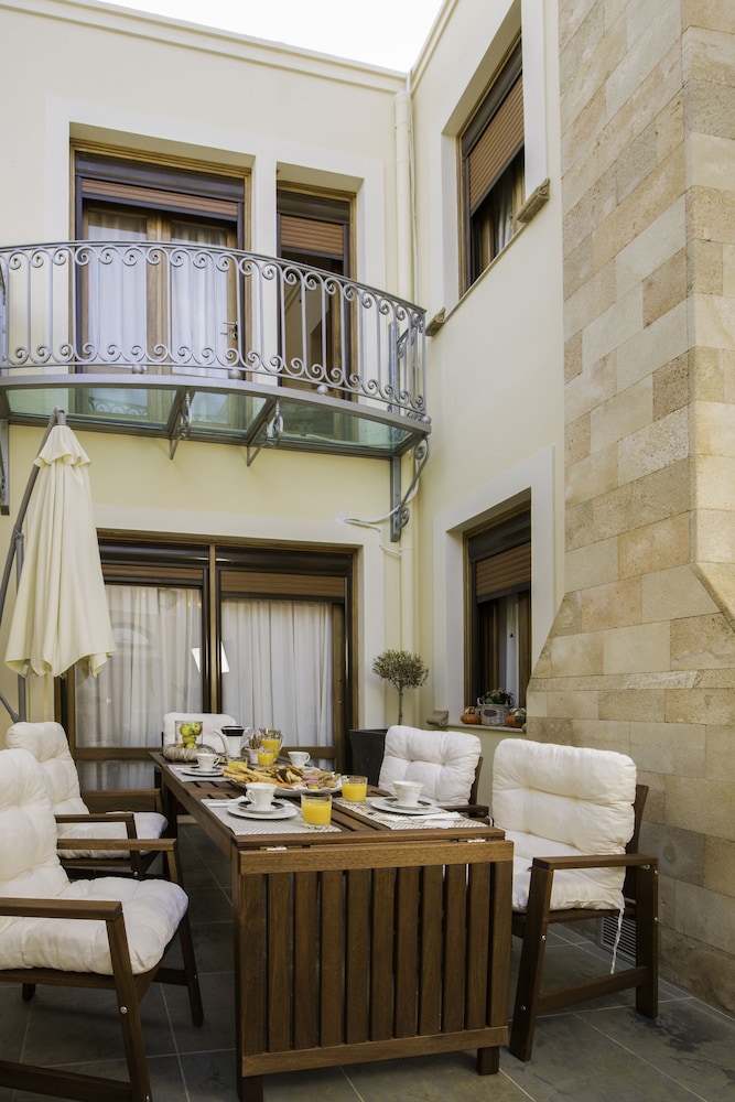 Villa Estelle — 4-Star Luxury Hotel in Rodos, Greece