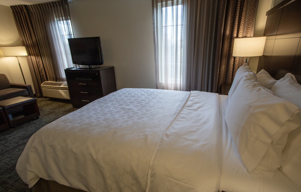 Staybridge Suites Silicon Valley by IHG - photo 8