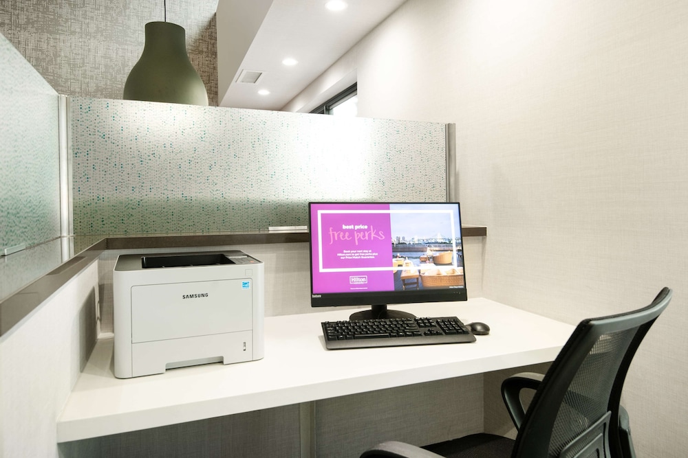 Hampton Inn & Suites Las Vegas Henderson - photo 39
