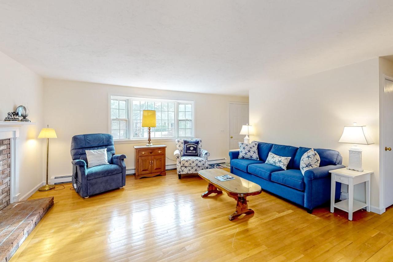 Corner Cottage — 4-Star Luxury Hotel in Chatham, United States