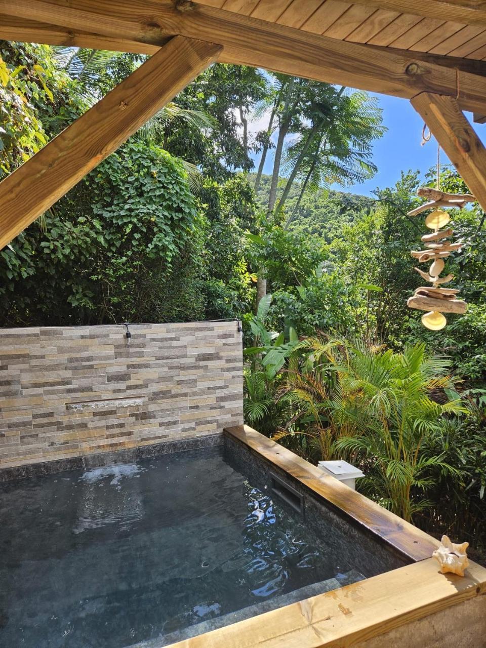 Kazavocat in Gourbeyre, Guadeloupe