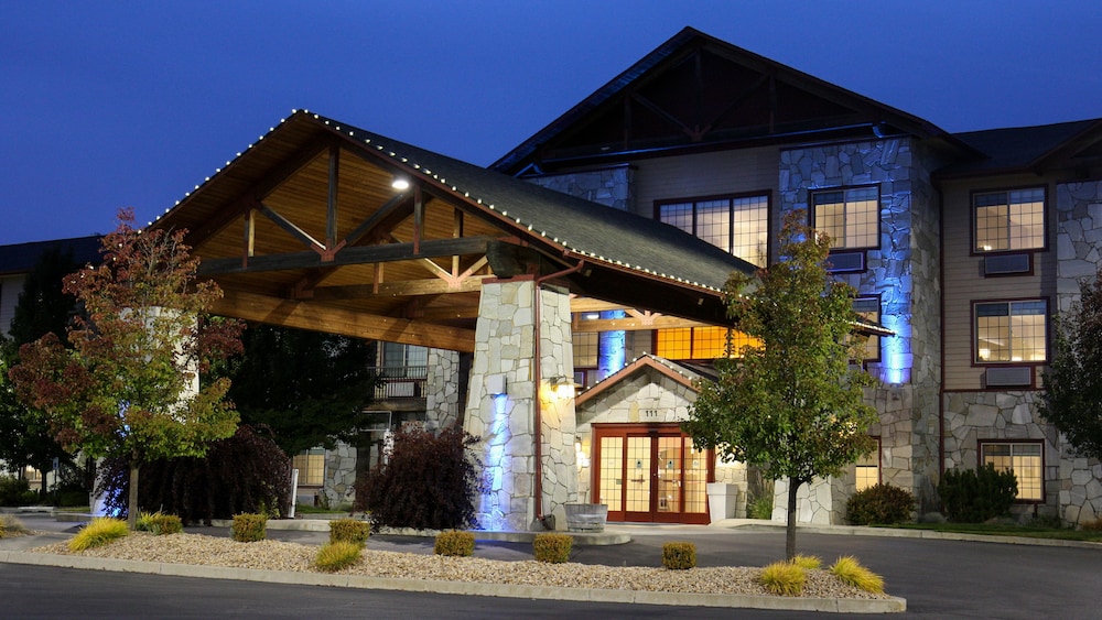 Holiday Inn Express & Suites Cheney by IHG - photo 36