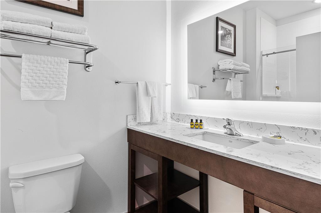 Best Western Plus New Richmond Inn & Suites - photo 33