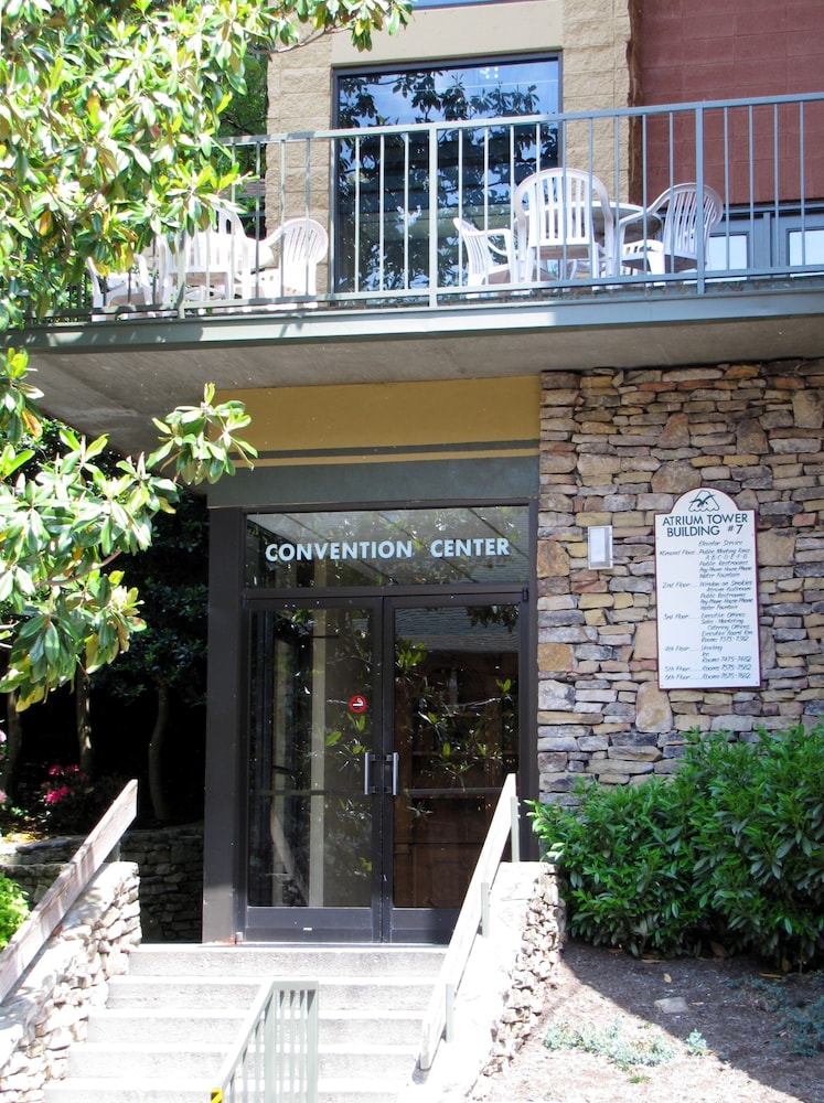 River Terrace Resort & Convention Center - photo 36