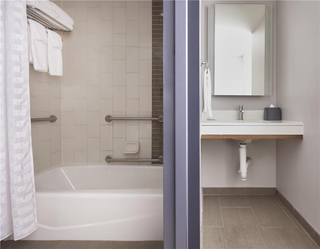 Hyatt Place New York Yonkers - photo 38