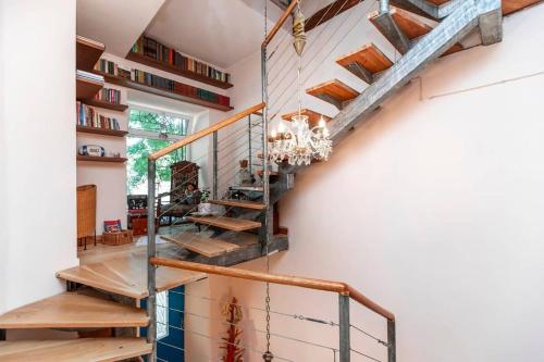 1BR Apt with Dual Terraces & Views By Wehost