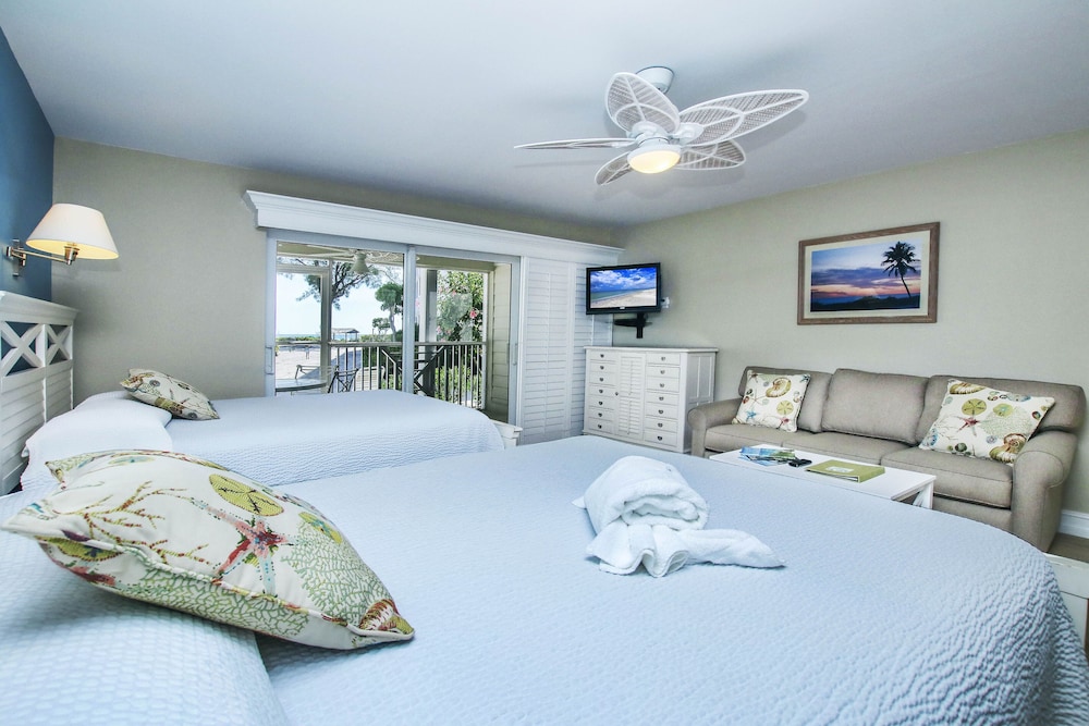 Island Inn - photo 2