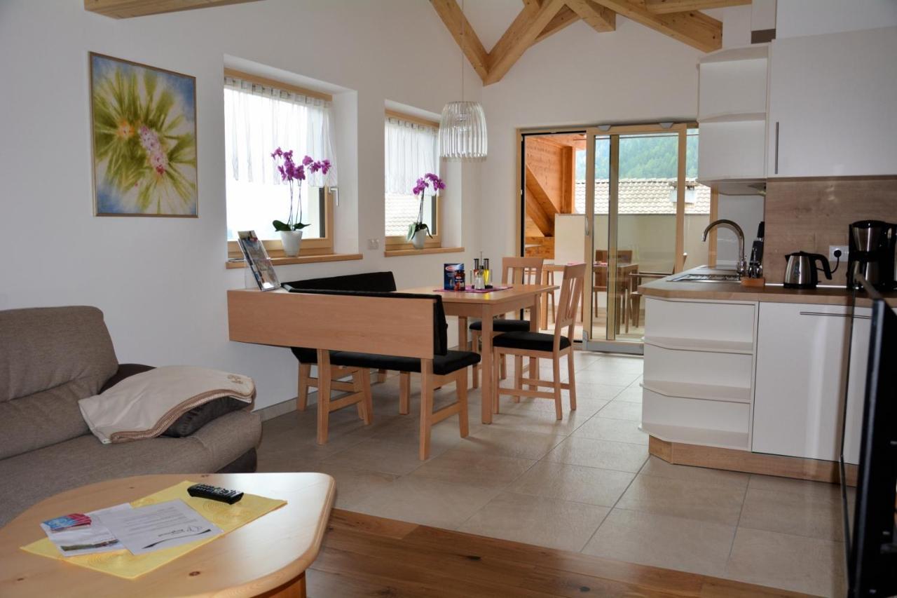 Privatpension Bergkristall — hotel in San Martino In Passiria