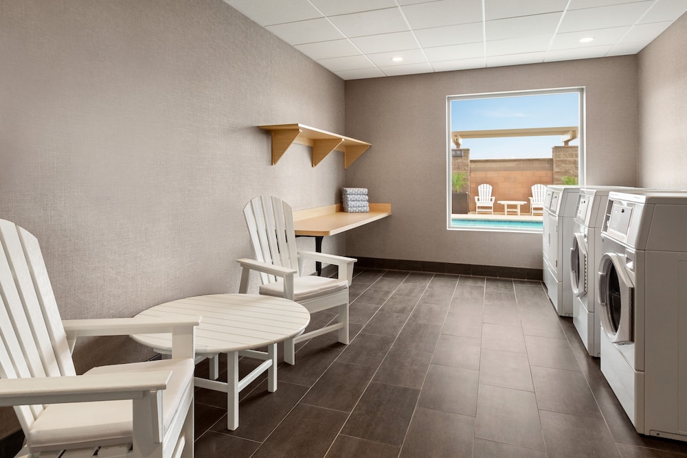 Tru By Hilton Scottsdale Salt River - photo 24