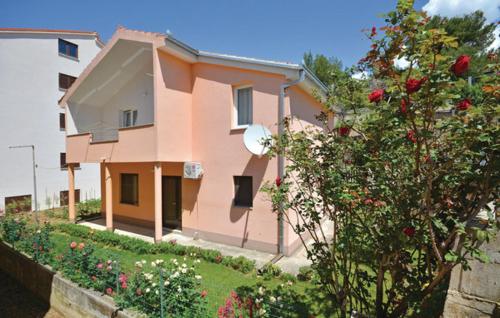 Apartman Zora — 4-Star Luxury Hotel in Podstrana, Croatia
