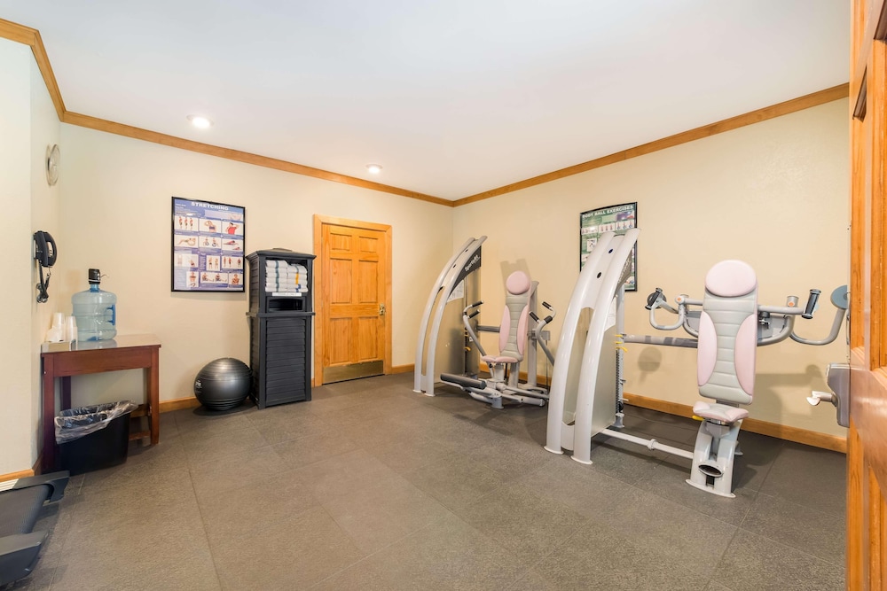 Best Western Mountain Lodge at Banner Elk - photo 27