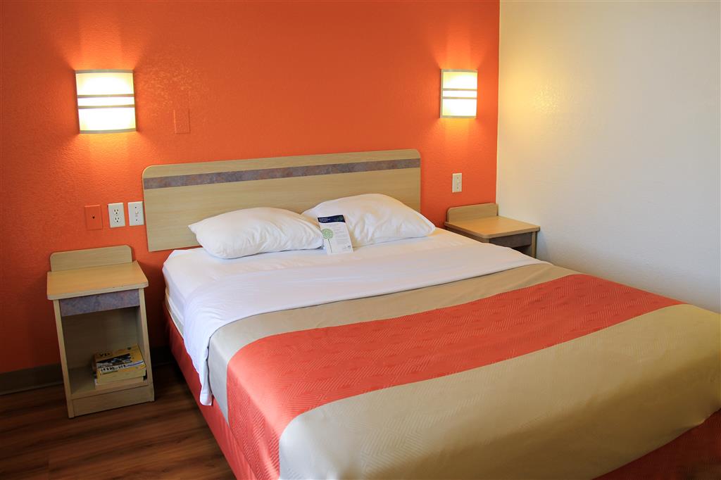 Motel 6 Enfield CT Hartford - photo 6