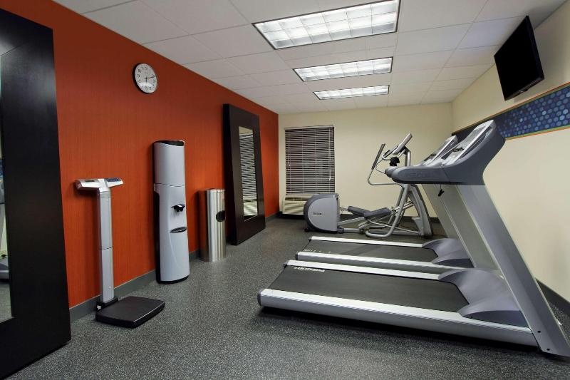 Hampton Inn Columbus Airport - photo 164