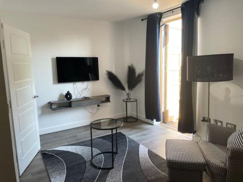 Contemporary Haven: 4 Bed House in Dagenham — 4-Star Luxury Hotel in Dagenham, United Kingdom