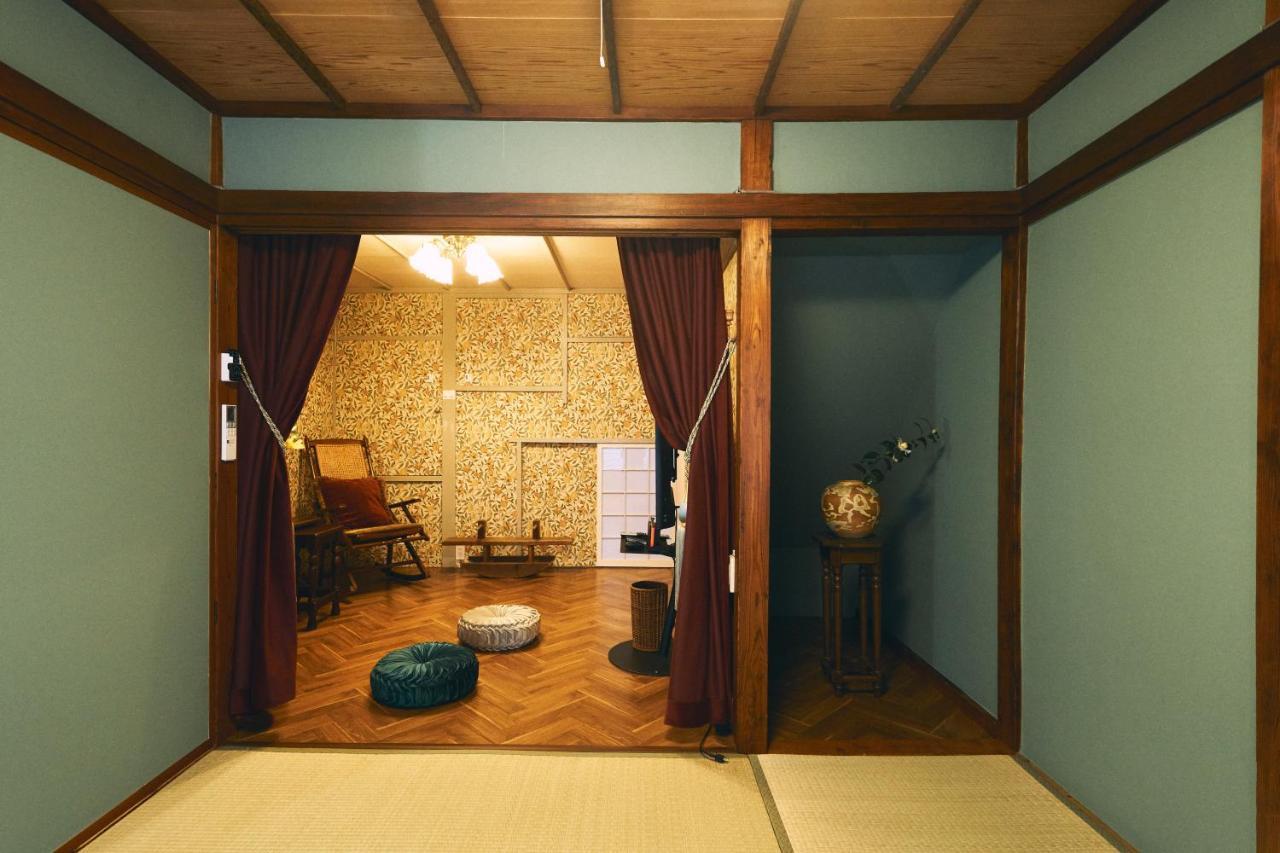 Retro Style Japanese House 10 min walk to Asakusa — 4-Star Luxury Hotel in Tokyo, Japan