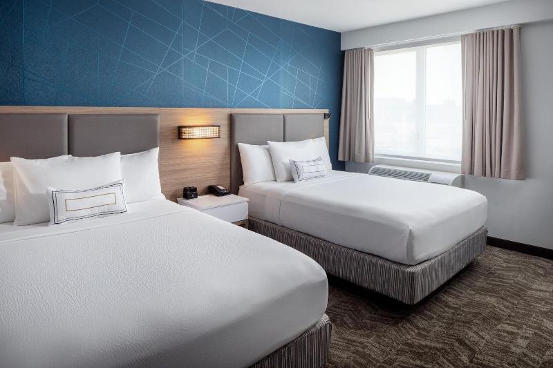 SpringHill Suites by Marriott New York JFK Airport Jamaica - photo 28