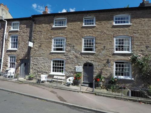 The Whitehouse Ross On Wye — 4-Star Luxury Hotel in Ross On Wye, United Kingdom