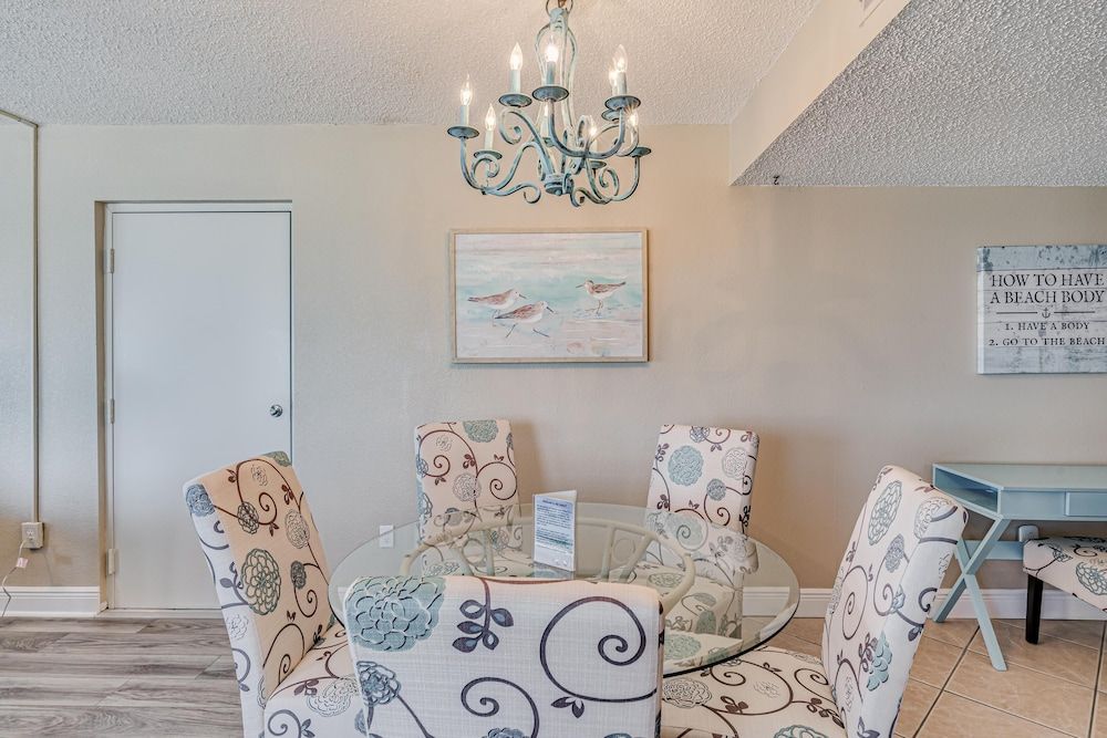 Chateaux Resort Luxury Condominiums - photo 25